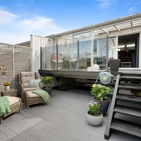 Nyaraló 3 Bedroom Stunning In *